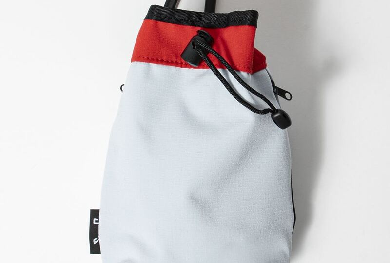 jo_rangefinder_pouch_softbluered